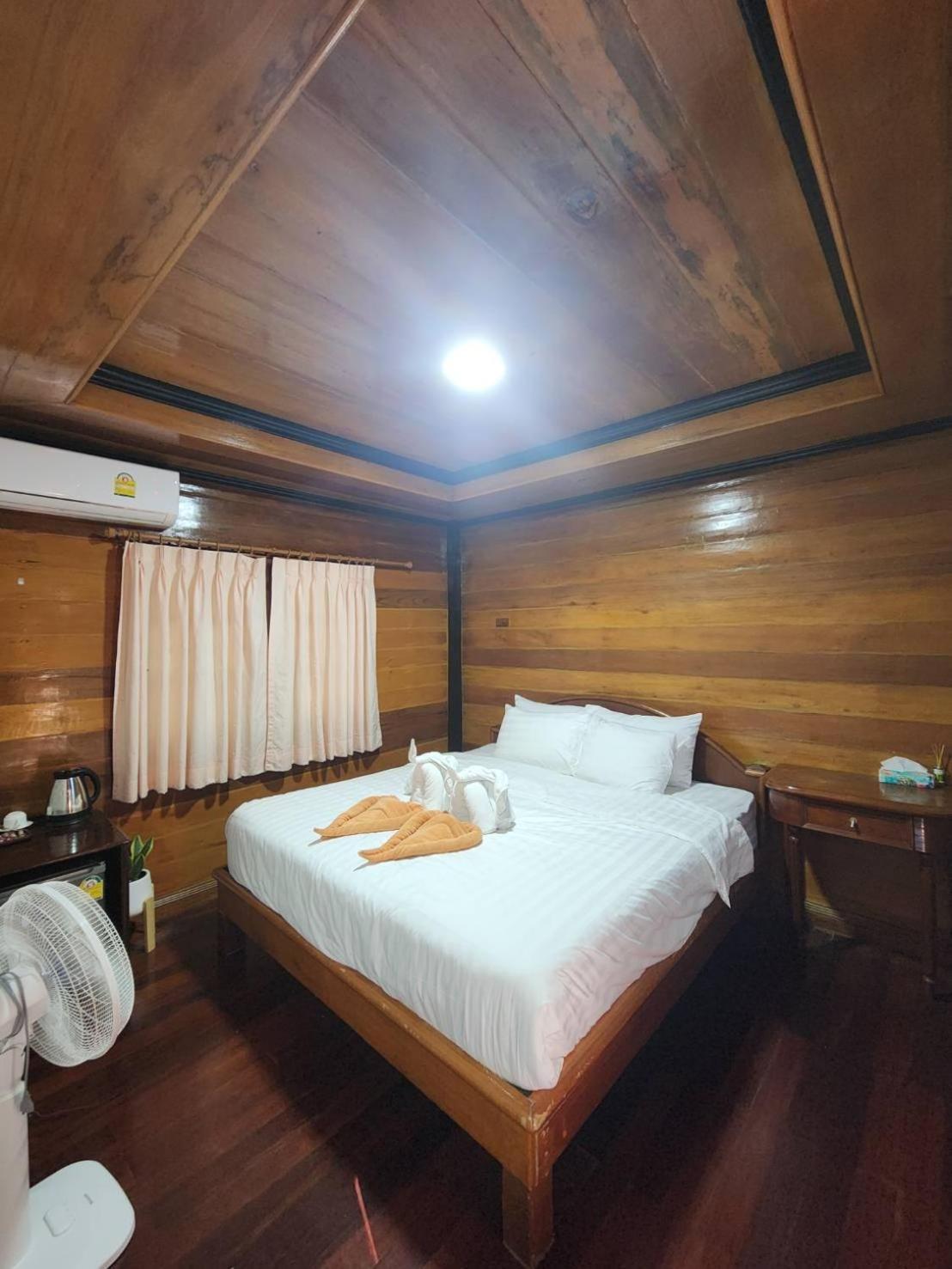 Solstice Phuket Villa Nai Thon Beach Exterior photo